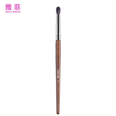 kupować TOUCH UP 27 Custom Logo Animal Hair Copper Ferrule Wooden Handle Blending Eyeshadow Brush z trwałym uchwytem produkcja online