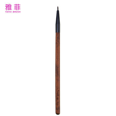 T22 OEM ODM Nylon Bristle Wooden Handle Ekstremalnie delikatna szczotka do oczu Wysokiej jakości produkty